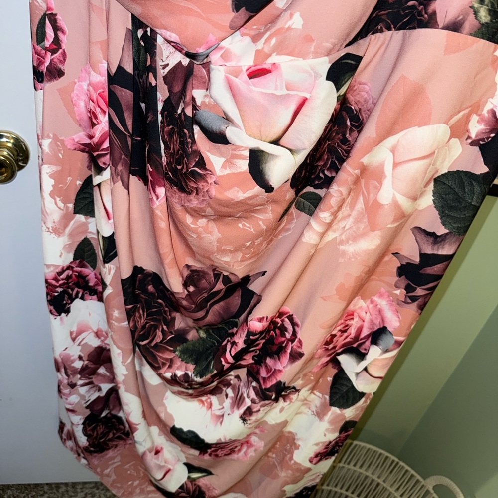 City Chic Off-Shoulder Maxi Dress - Picture 6 of 8
